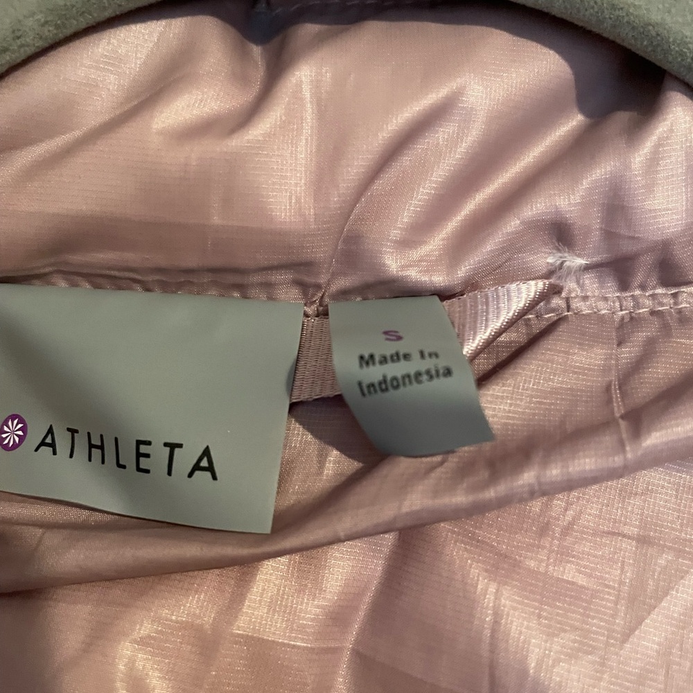 Athlete Puffer Jacket, Small - image 3